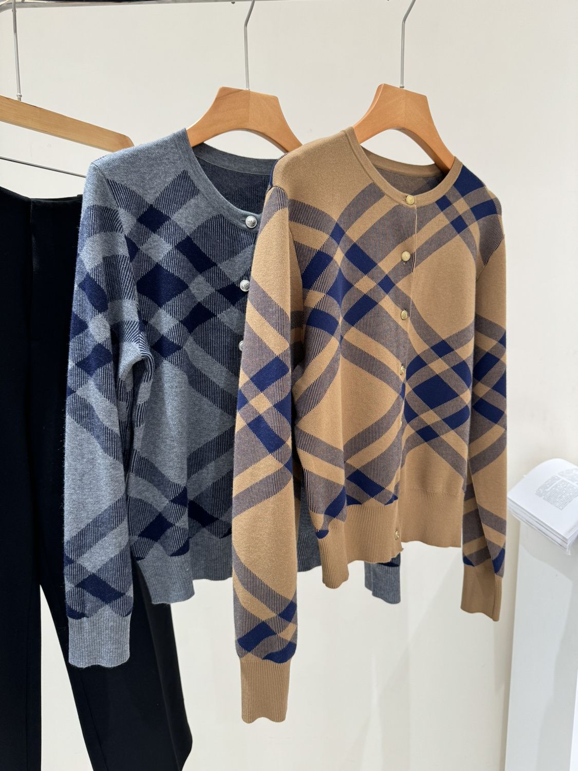 Kardigan rajut berkancing O-ne - Winter Clothing Trends ulasan dan harga